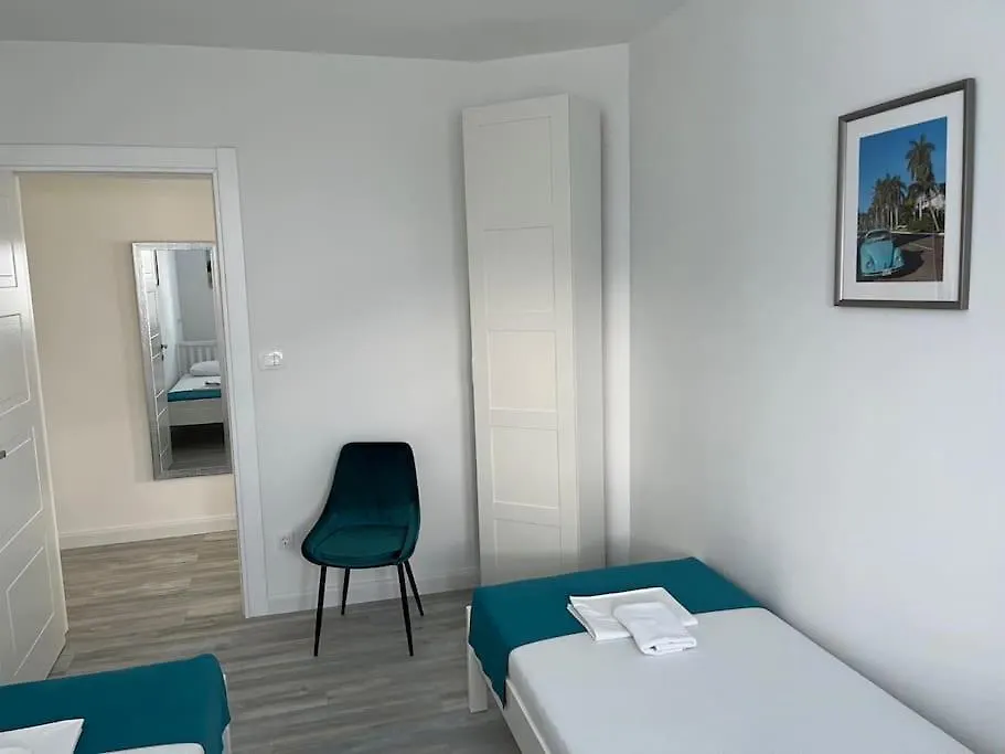 Kamelia T4 Apartment Povile